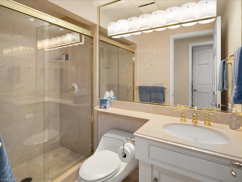 SEAPOINT AT NAPLES CAY - Residential