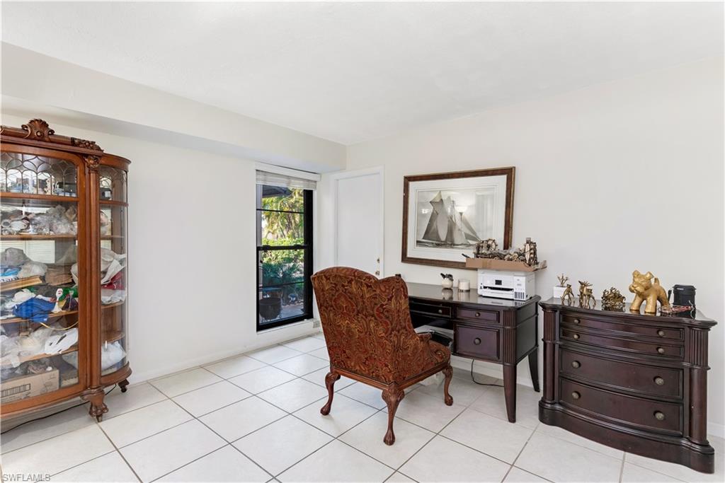 LAKEWOOD VILLAGE - Residential