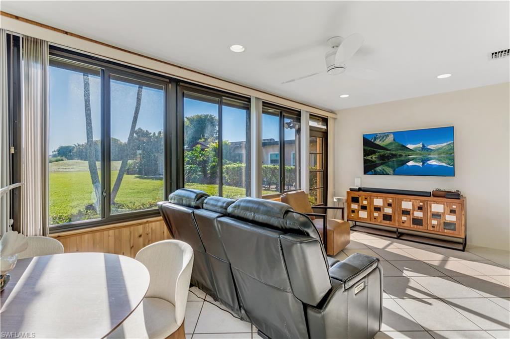 LAKEWOOD VILLAGE - Residential