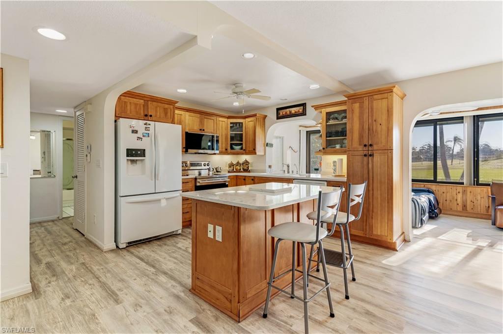 LAKEWOOD VILLAGE - Residential