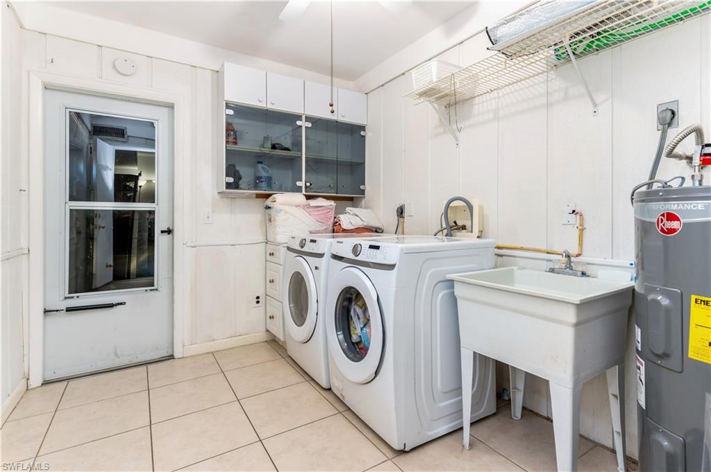 LAKEWOOD VILLAGE - Residential