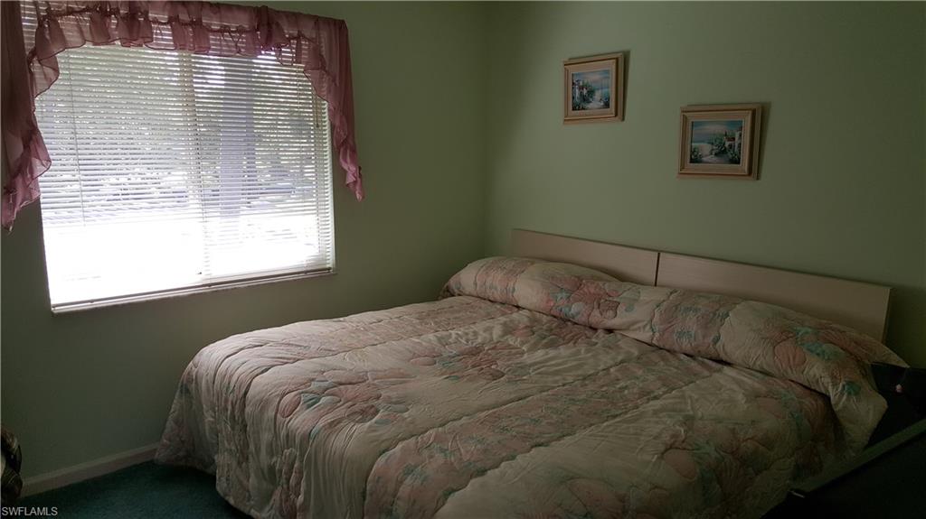 ANDOVER SQUARE - Residential