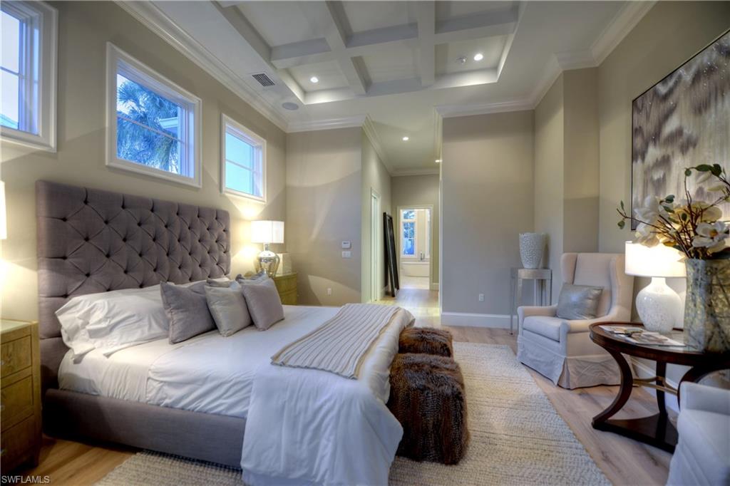 OLDE NAPLES - Residential