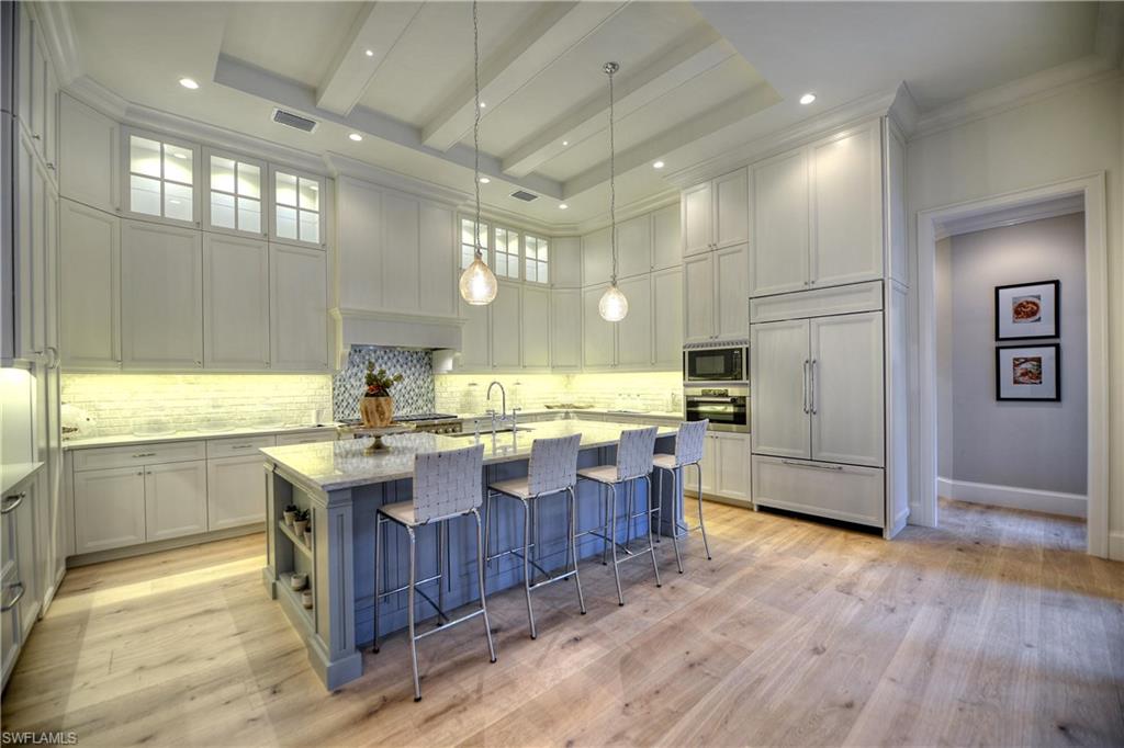 OLDE NAPLES - Residential