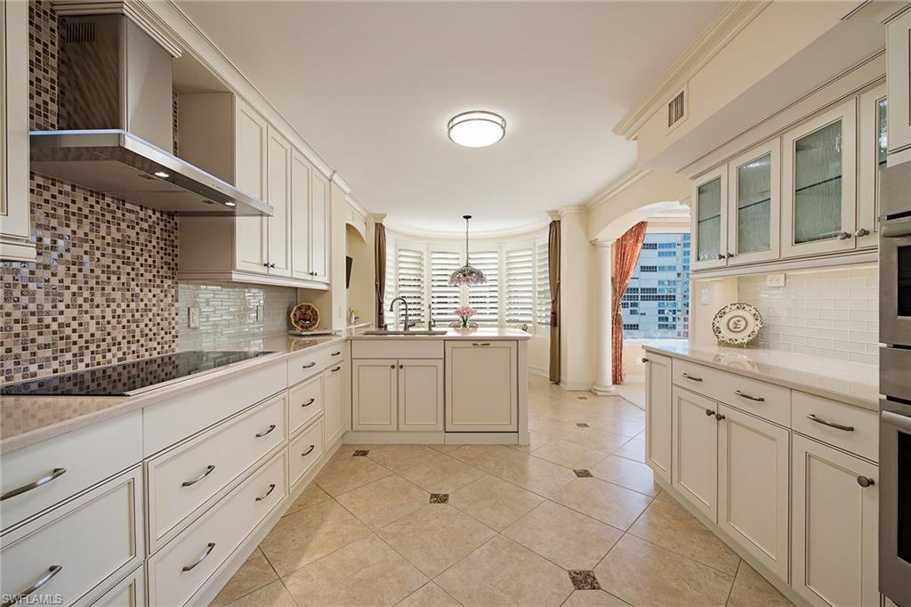 PARK SHORE TOWER - Residential