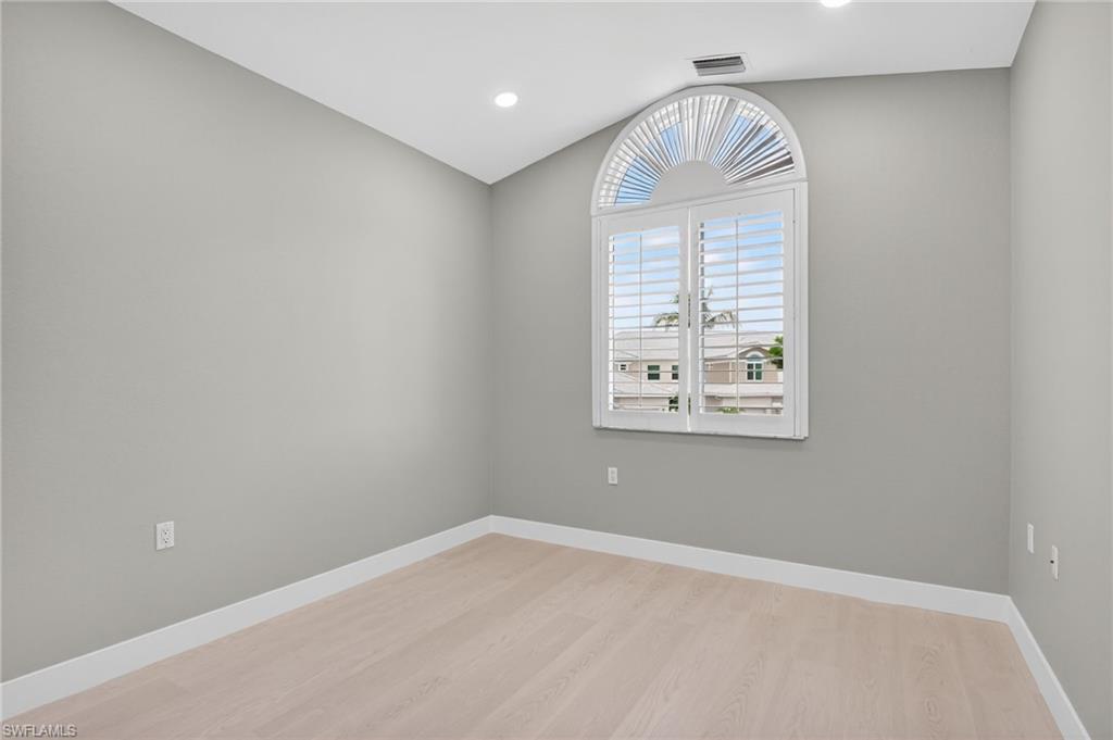 HAWK'S NEST - Residential Lease