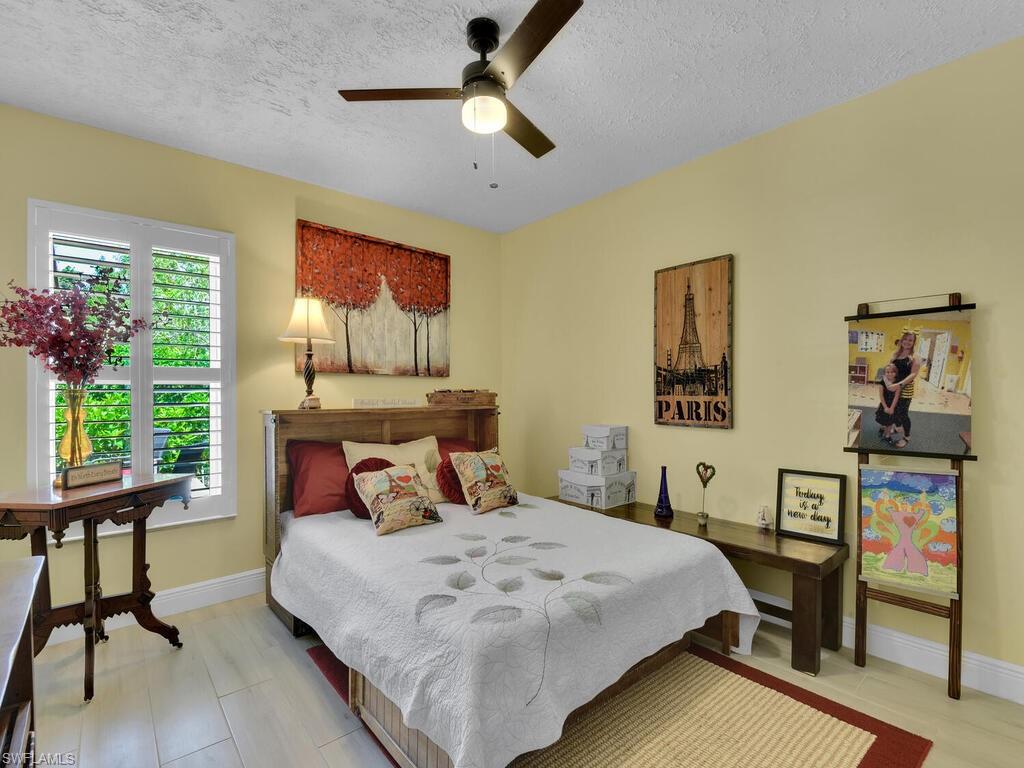 PINEBROOK WOODS - Residential