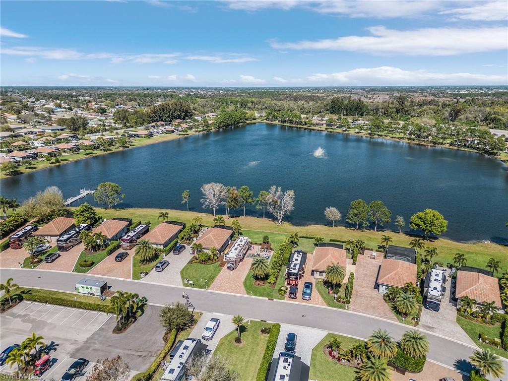 GOLDEN PALMS LUXURY MOTORCOACH RESORT - Land