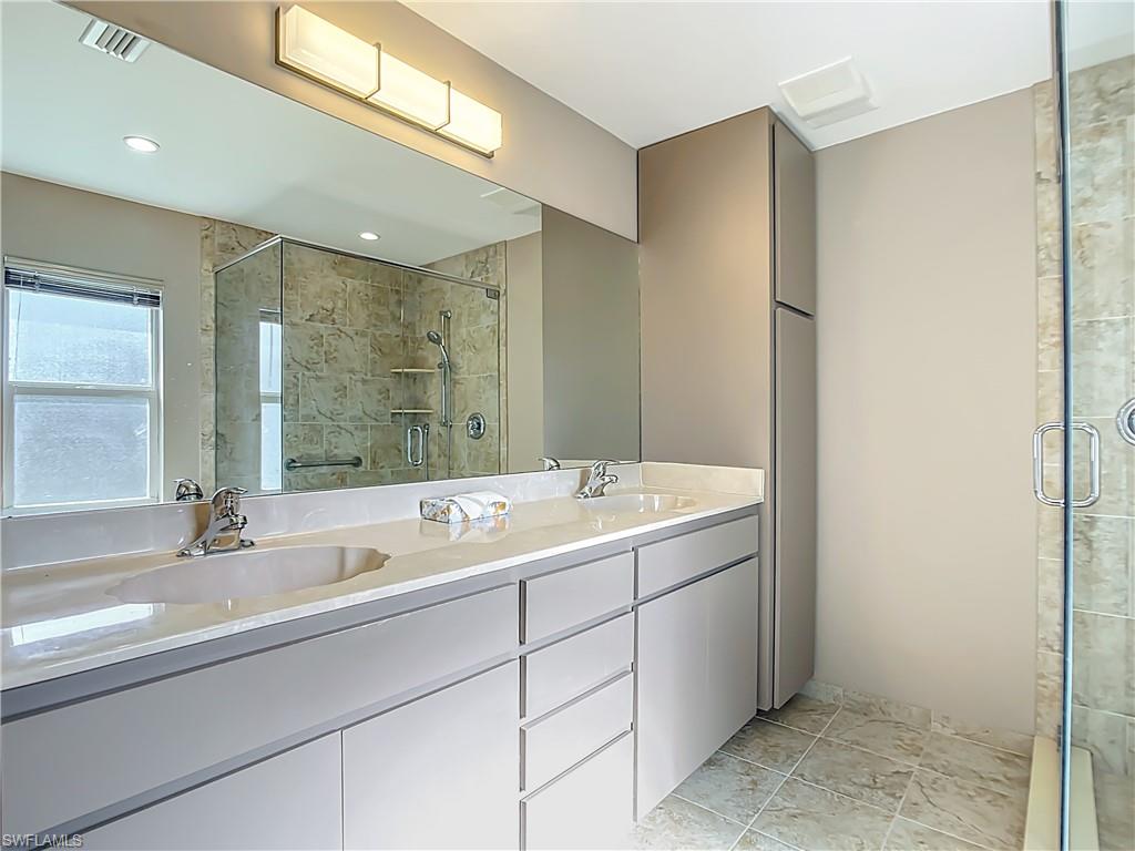 GUMBO LIMBO - Residential