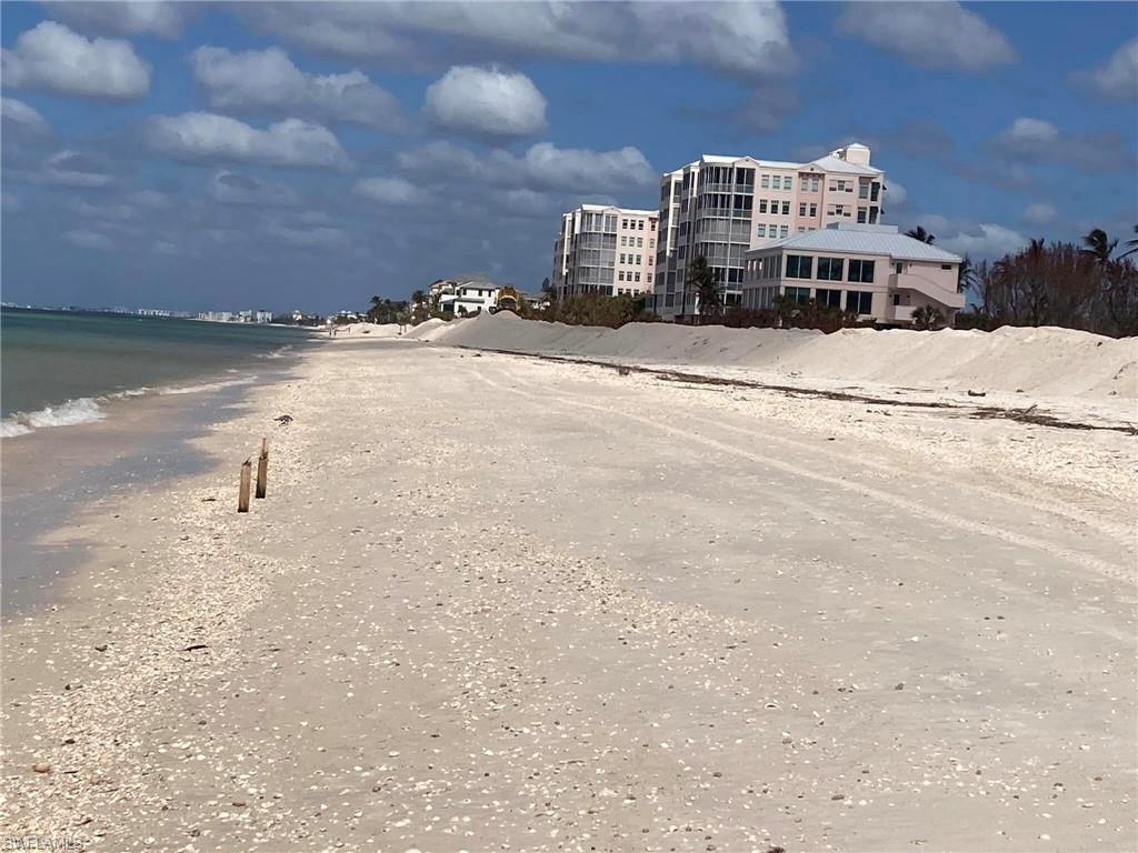 BAREFOOT BEACH CLUB - Residential