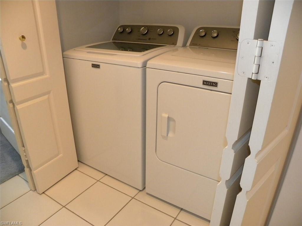 BAREFOOT BEACH CLUB - Residential