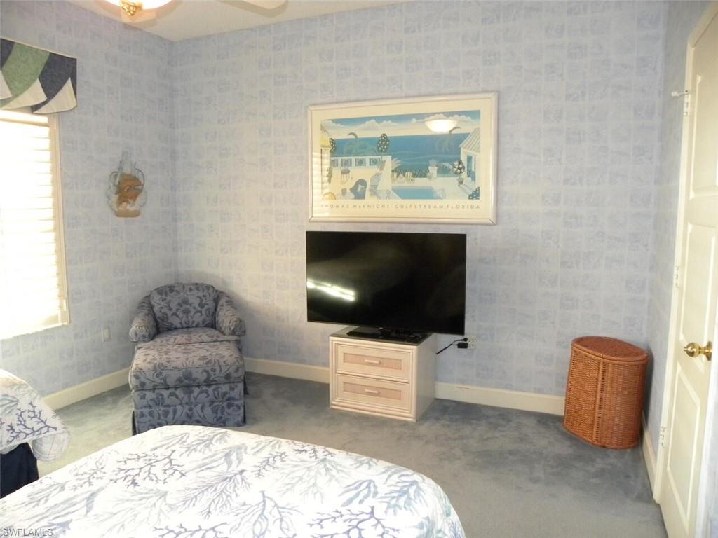 BAREFOOT BEACH CLUB - Residential