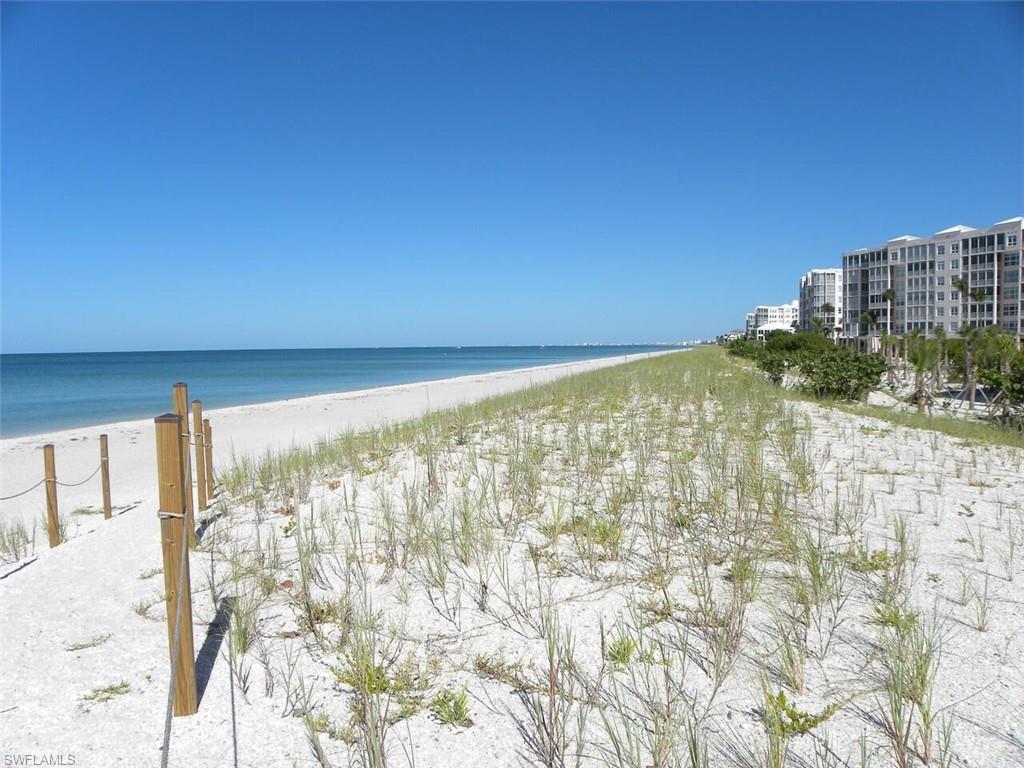 BAREFOOT BEACH CLUB - Residential