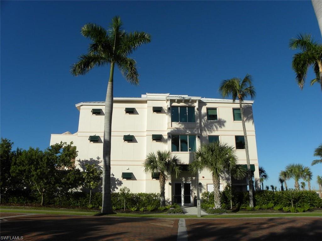 BAREFOOT BEACH CLUB - Residential