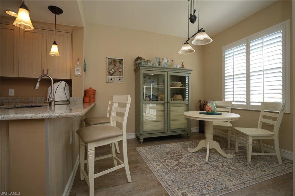 LAUREL GREENS - Residential