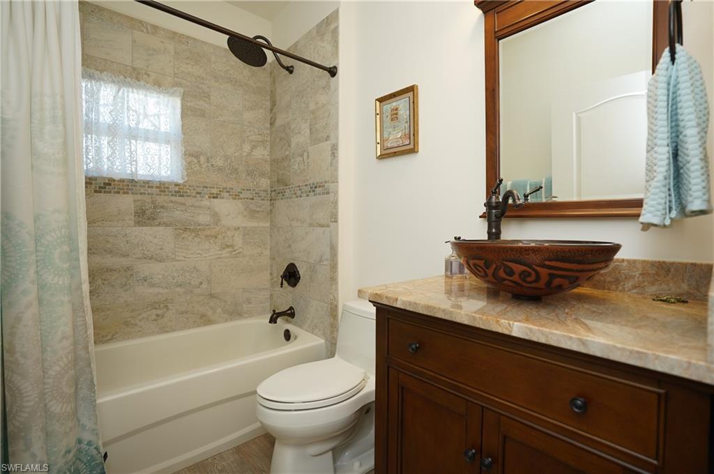 LAUREL GREENS - Residential