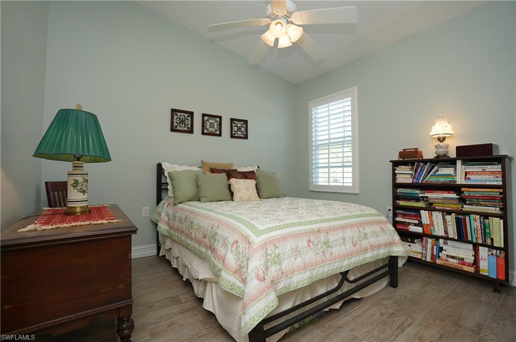 LAUREL GREENS - Residential