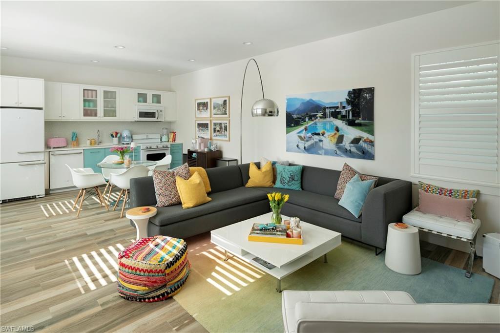 NAPLES PARK - Residential