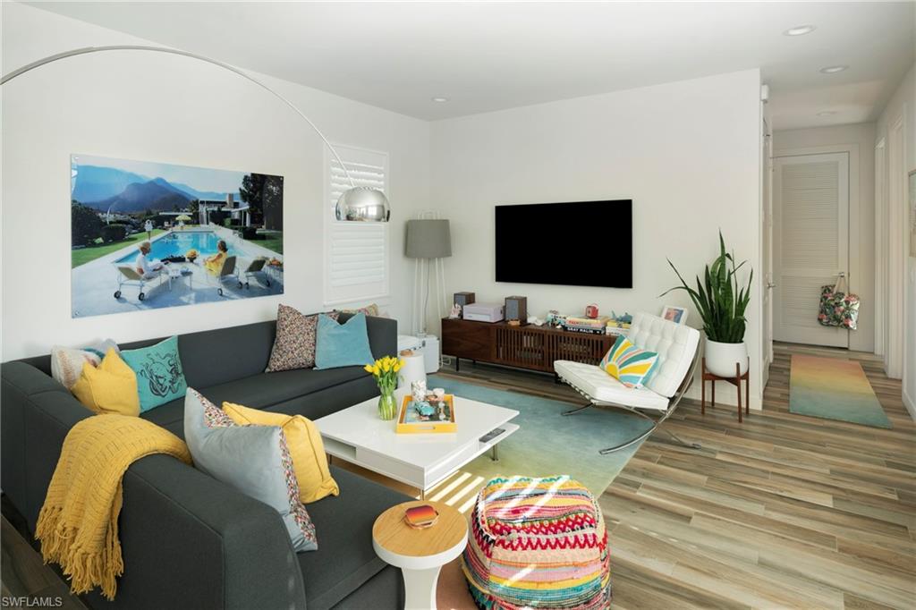 NAPLES PARK - Residential