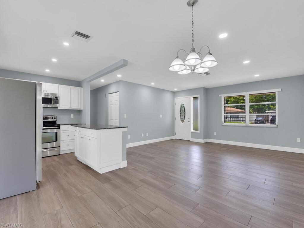 GOLDEN GATE CITY - Residential