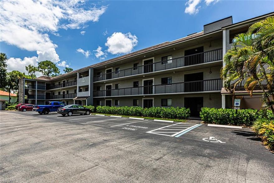 C902 - This affordable, roomy 2/2 on the ground floor boasts stainless steel appliances, beautifully remodeled bathrooms with granite counter tops, nicely finished tiled shower and shower/tub with glass doors.  The unit has a split floor plan allowing privacy.  The kitchen has been updated with updated tray ceiling, white cabinets and granite counter tops.  Lots of green space to walk your dog which can be any size.  The spacious carport offers extra storage.  The southwest exposure allows for beautiful sunsets and warm afternoons.