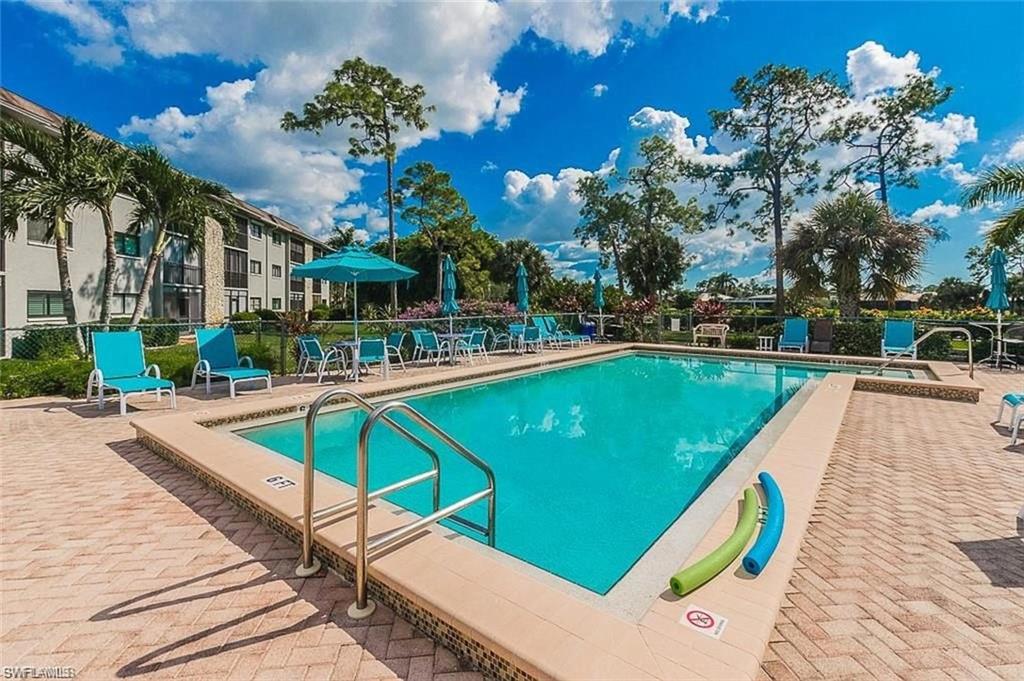 AUGUSTA COURT - Residential