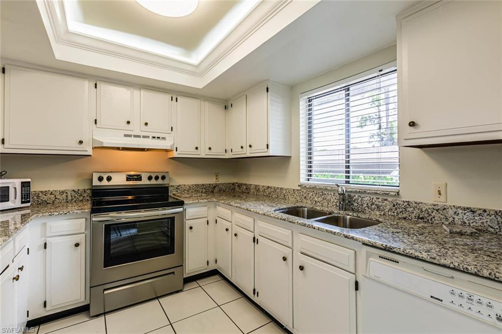 AUGUSTA COURT - Residential