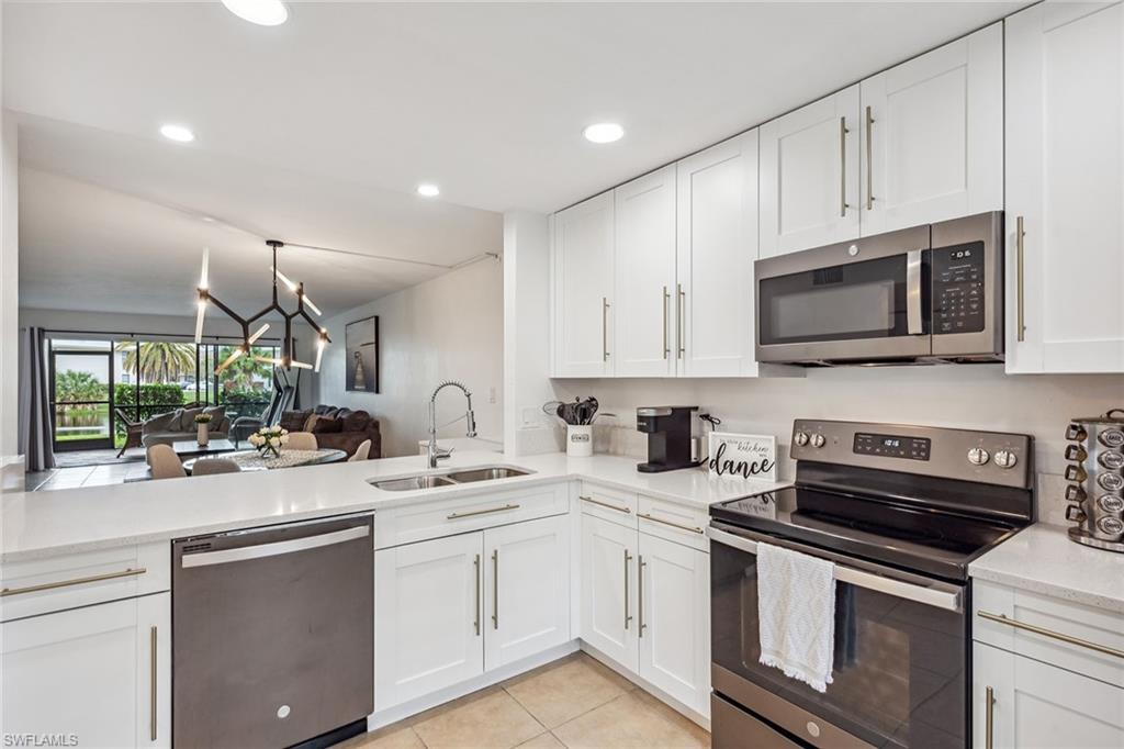 SPANISH PINES - Residential