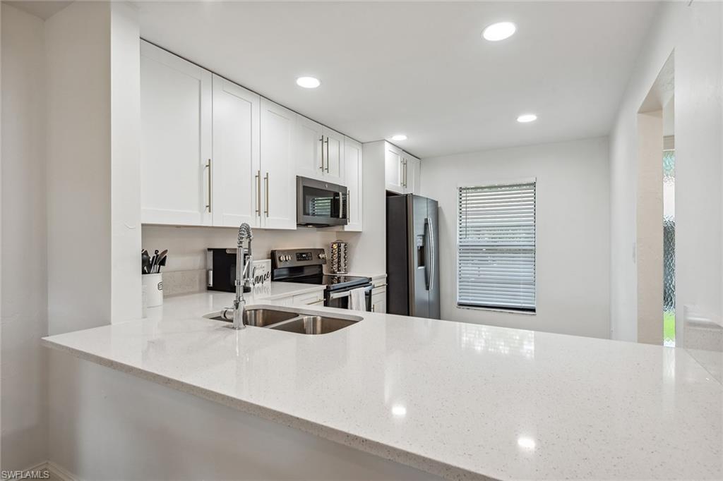 SPANISH PINES - Residential