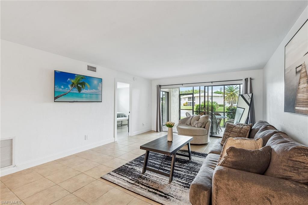 SPANISH PINES - Residential