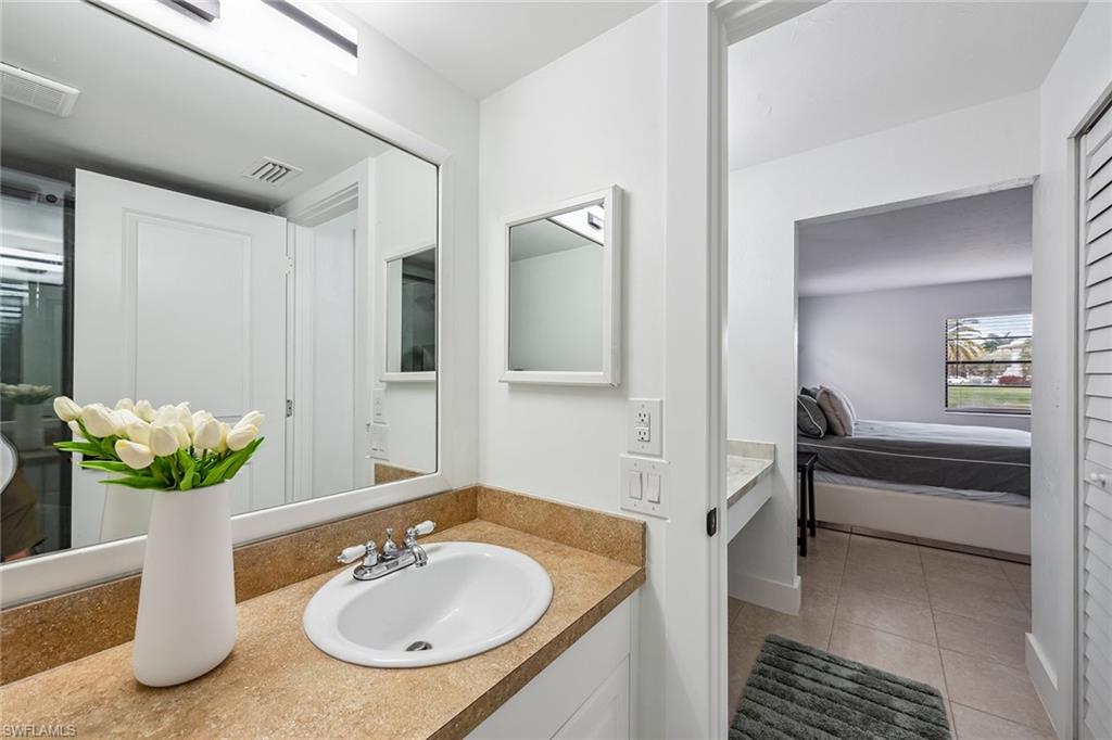 SPANISH PINES - Residential