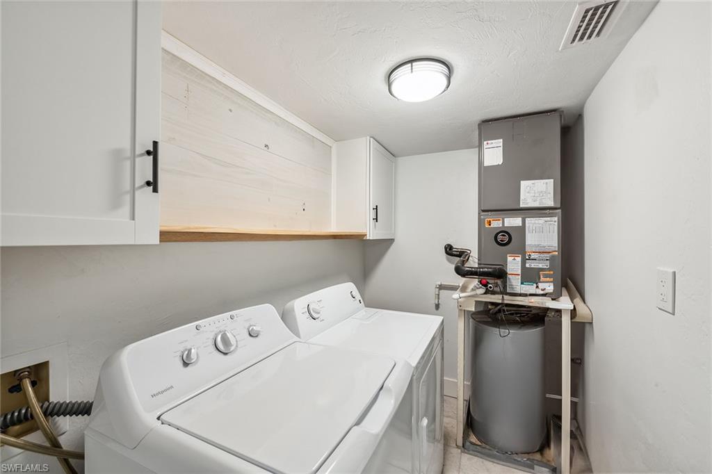 SPANISH PINES - Residential