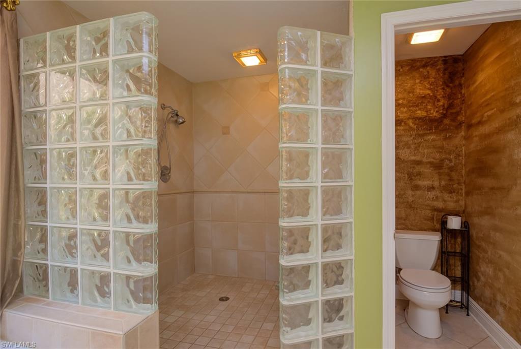 BEACHWALK HOMES - Residential