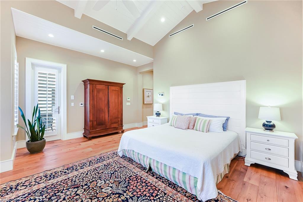 AQUALANE SHORES - Residential Lease