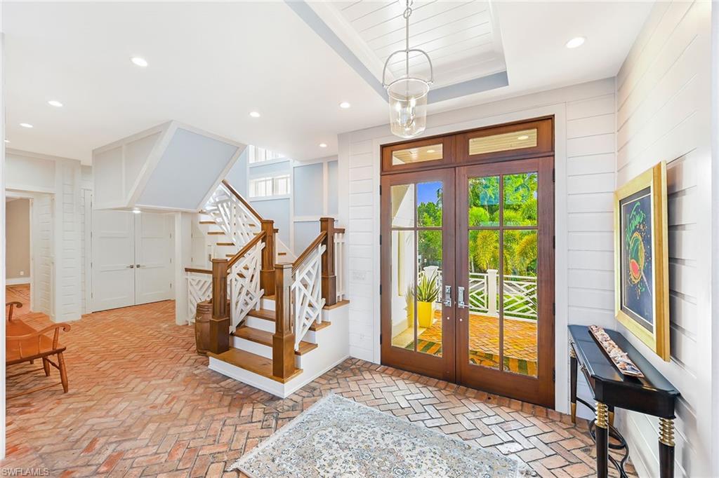 AQUALANE SHORES - Residential Lease