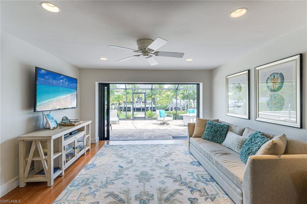 OYSTER BAY - Residential