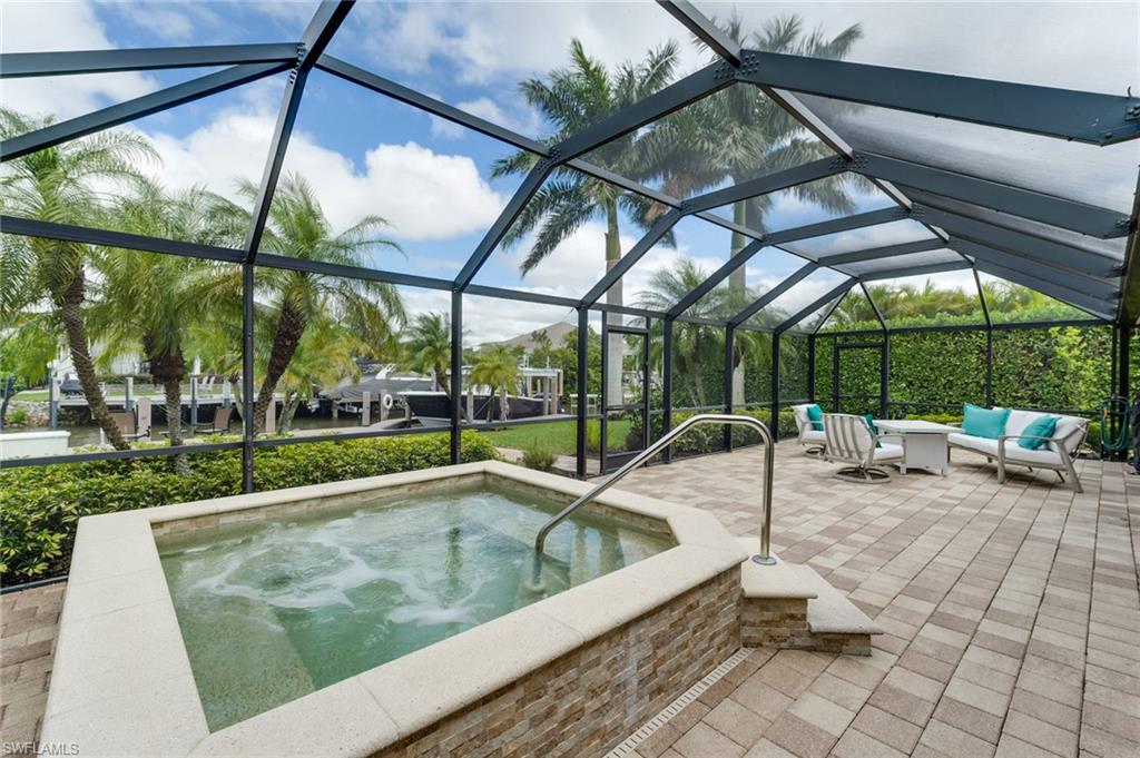 OYSTER BAY - Residential