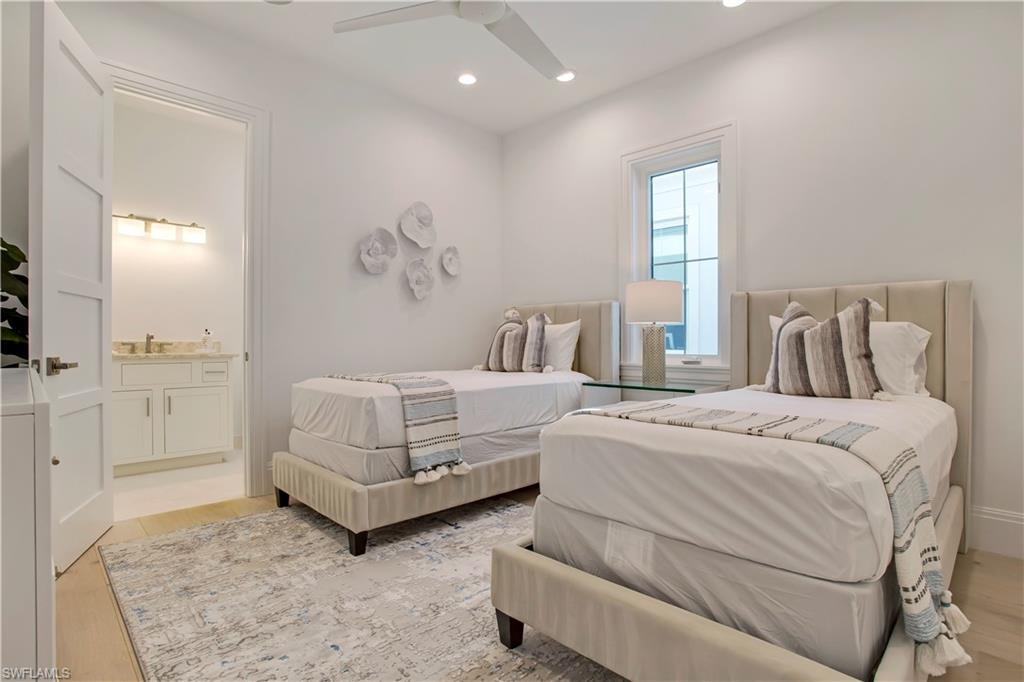 OLDE NAPLES - Residential