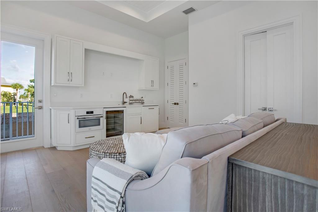 OLDE NAPLES - Residential