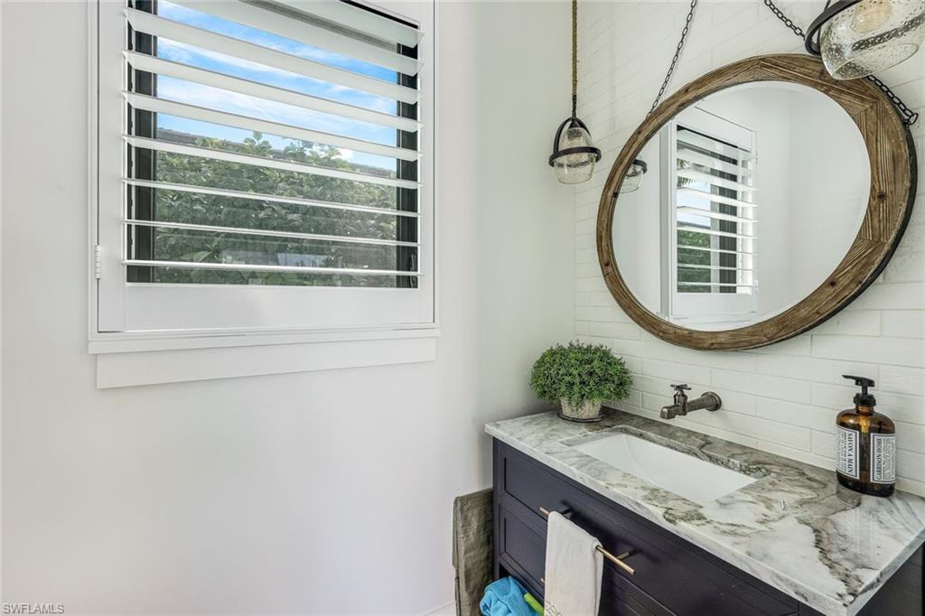 MOORINGS - Residential