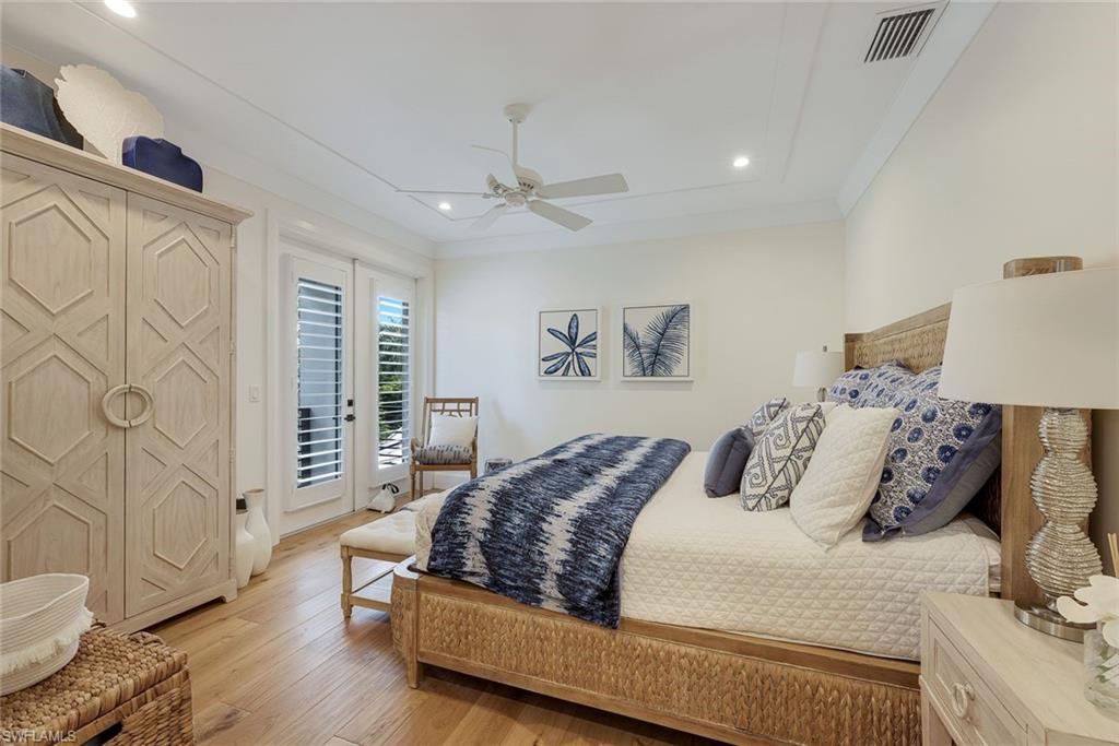 MOORINGS - Residential