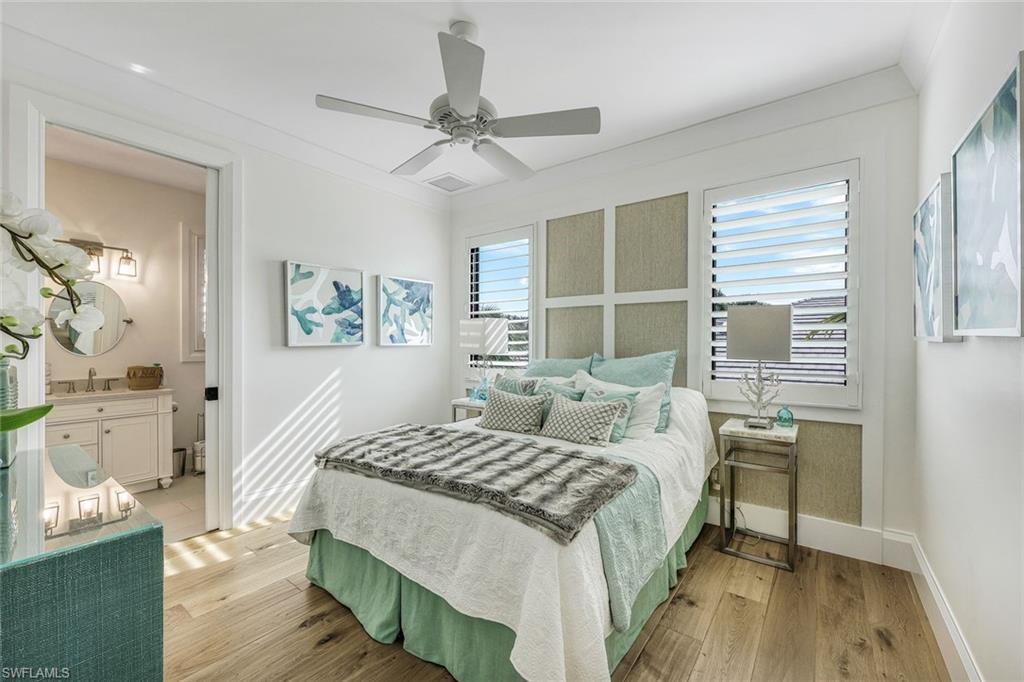 MOORINGS - Residential