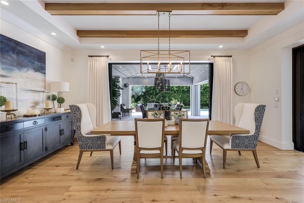 MOORINGS - Residential