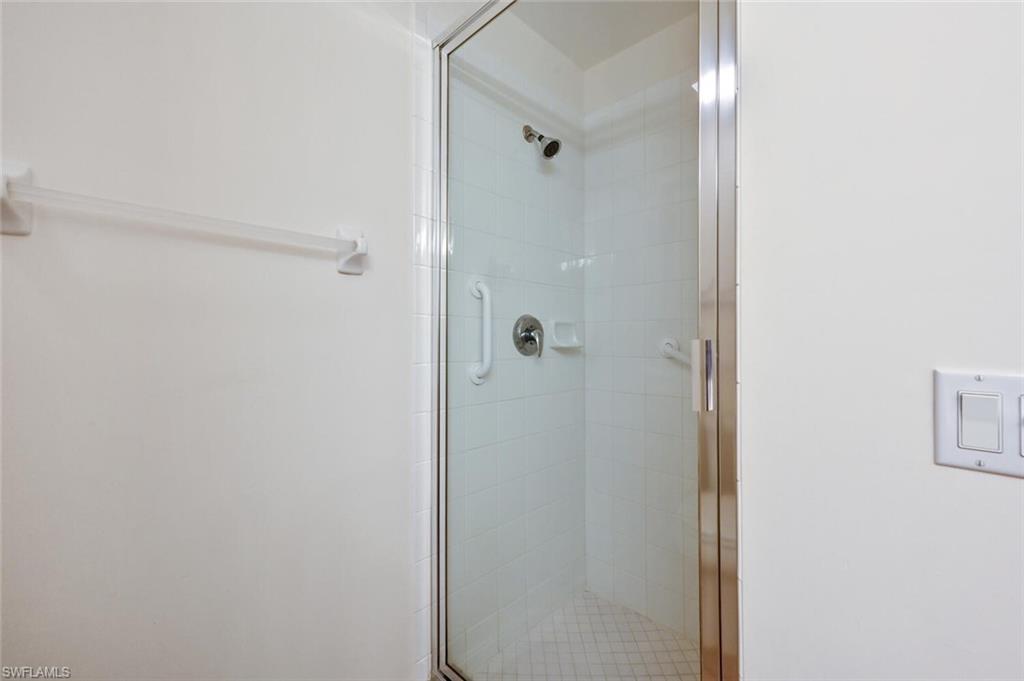 WINDWARD BAY - Residential