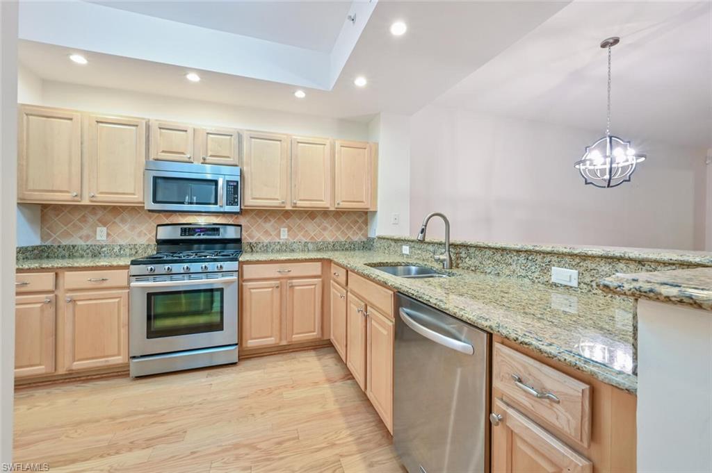 WINDWARD BAY - Residential