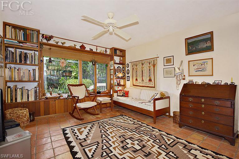 THE ROCKS - Residential