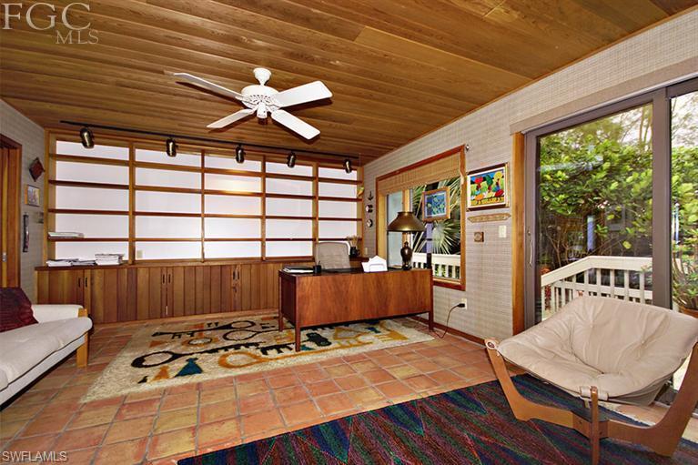 THE ROCKS - Residential