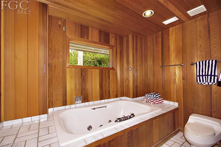 THE ROCKS - Residential