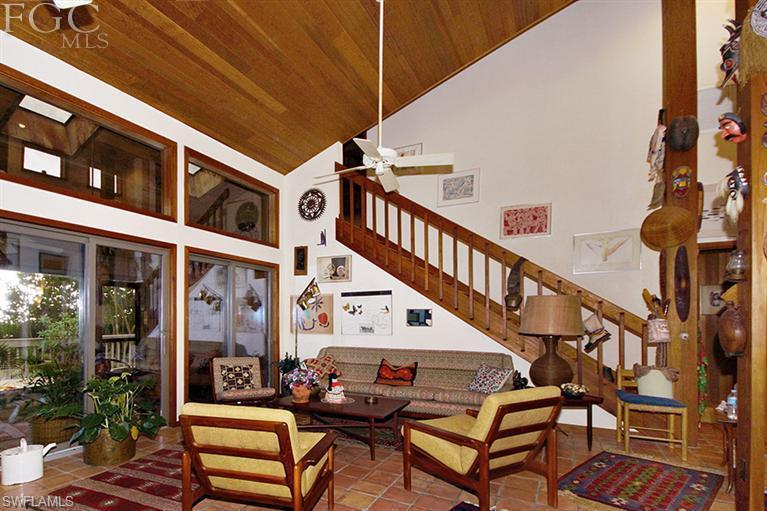 THE ROCKS - Residential