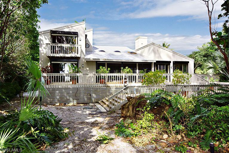 THE ROCKS - Residential